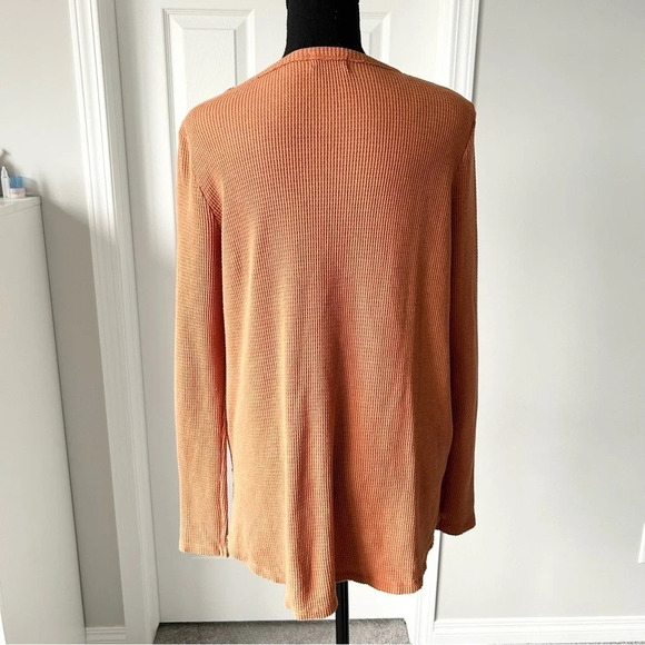 Anthropologie  T.La Waffle Knit V Neck Keyhole Long Sleeve Shirt Top - Picture 3 of 15